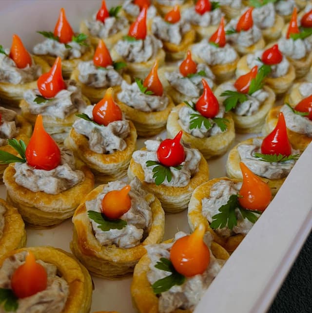 Canapés Variados